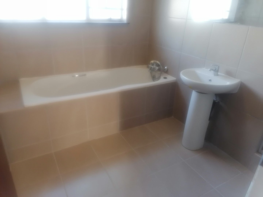 To Let 3 Bedroom Property for Rent in Fauna Free State